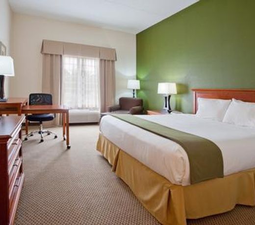 Holiday Inn Express Hotel & Suites Dublin, an IHG Hotel