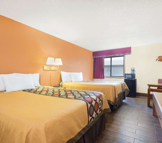Super 8 by Wyndham Deming NM