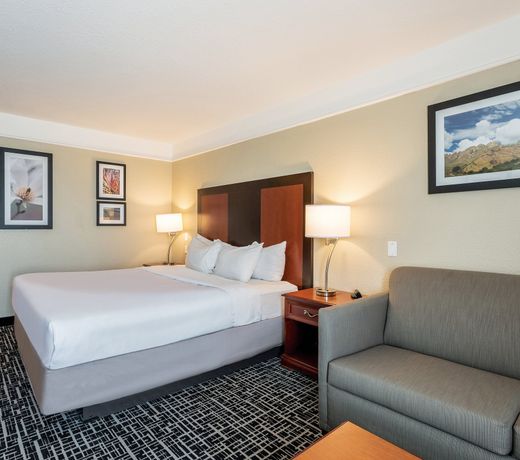 La Quinta by Wyndham Deming