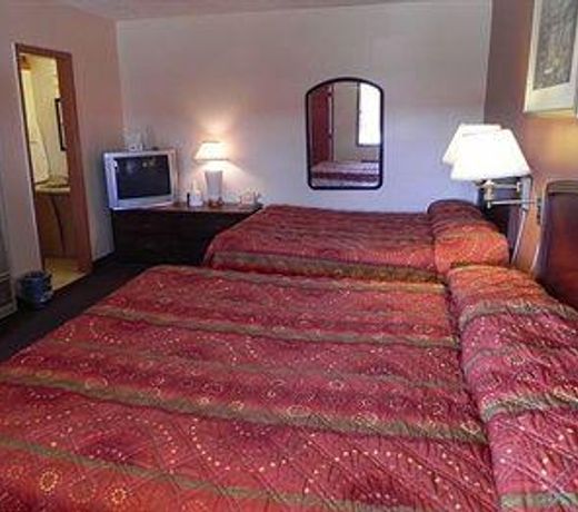 Executive Inn