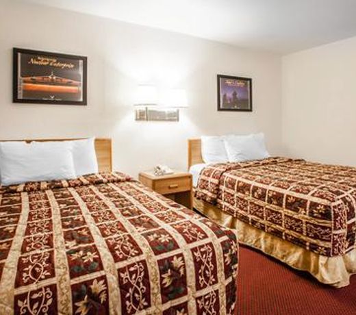 Econo Lodge Truman Inn