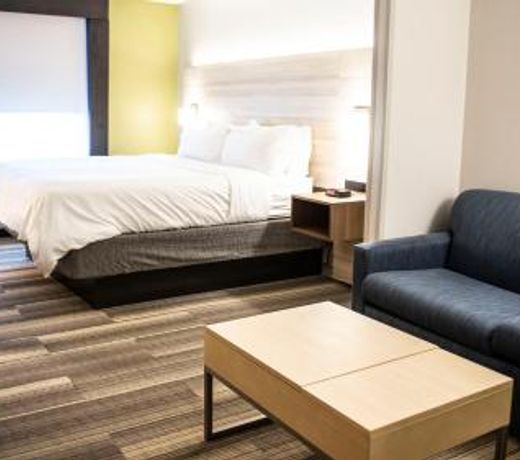 Holiday Inn Express Hotel & Suites Sedalia, an IHG Hotel