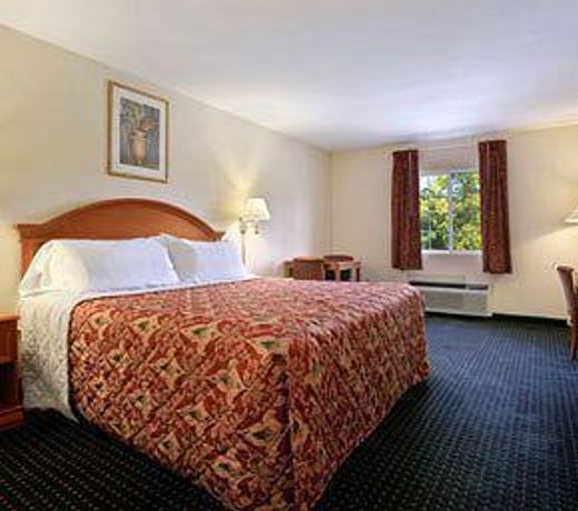 Days Inn by Wyndham Bethel - Danbury
