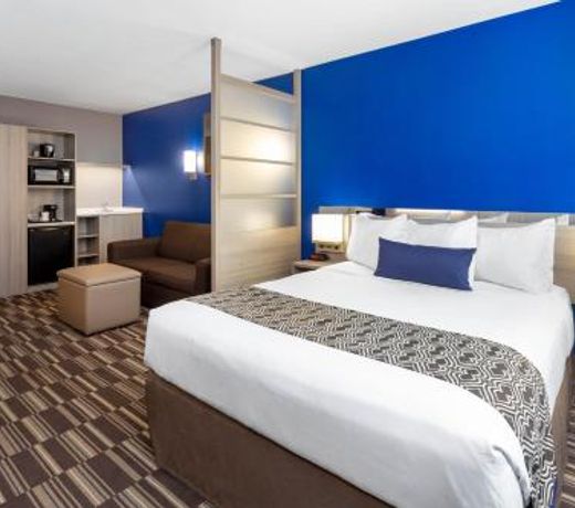 Microtel Inn & Suites by Wyndham Bethel/Danbury