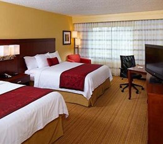 Sonesta Select Bettendorf
