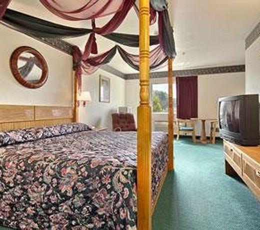 SureStay Plus Hotel by Best Western Bettendorf