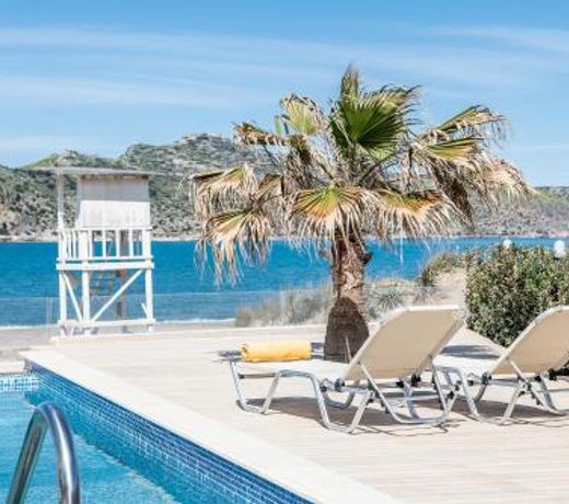 Sea Front Suites, Maisonettes & Apartments