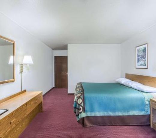 Super 8 by Wyndham Blackfoot - Idaho Falls