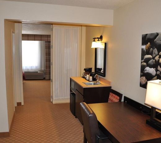Country Inn & Suites by Radisson, Coon Rapids, MN