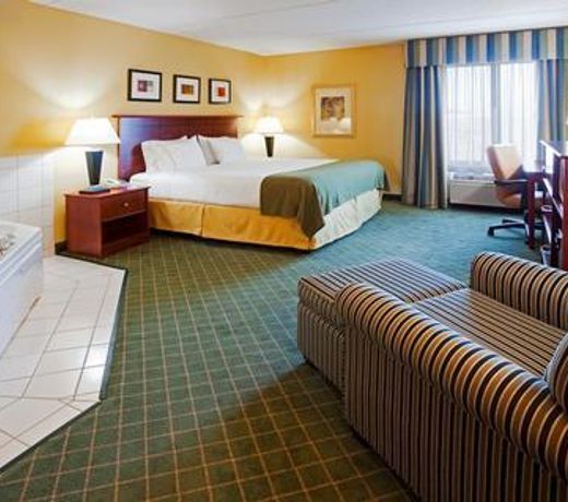 Holiday Inn Express Hotel & Suites Coon Rapids - Blaine Area, an IHG Hotel