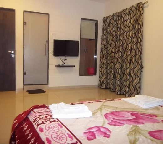 Hotel Meera Vatika