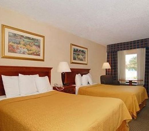Travelodge by Wyndham Suffolk