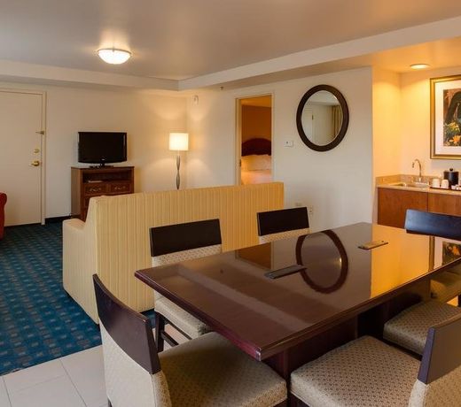 Hilton Garden Inn Suffolk Riverfront