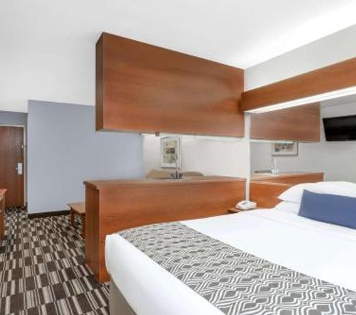 Microtel Inn & Suites by Wyndham Bremen