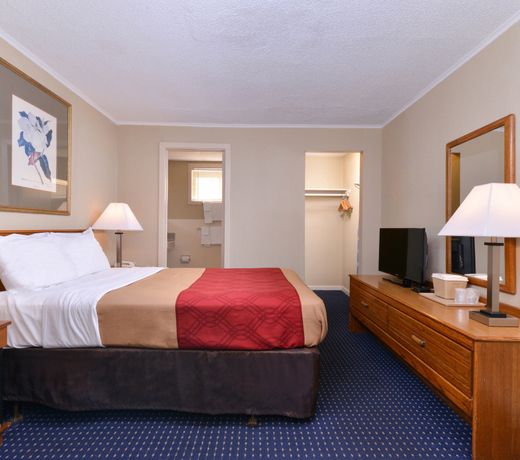 Econo Lodge East Hartford - Hartford