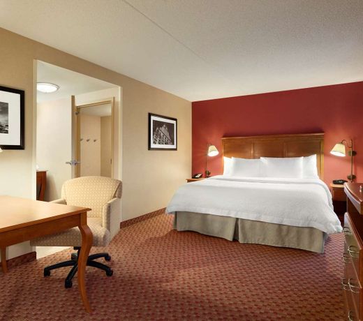 Hampton Inn & Suites East Hartford
