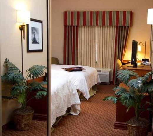 Hampton Inn & Suites East Hartford