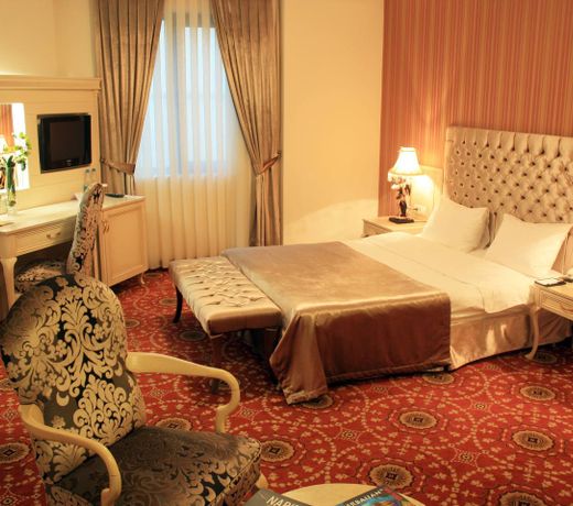 Atropat Old City Hotel