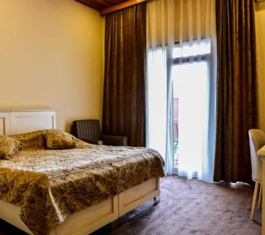 East Legend Hotel