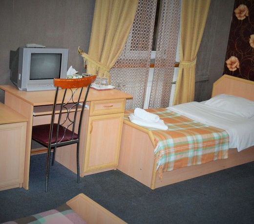 Old Yard Hotel