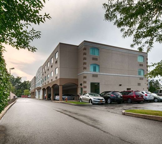 Best Western Airport Inn & Suites Cleveland