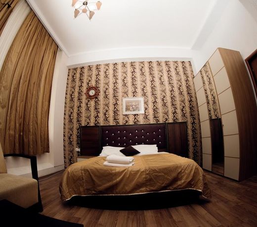 Sea Port Hotel