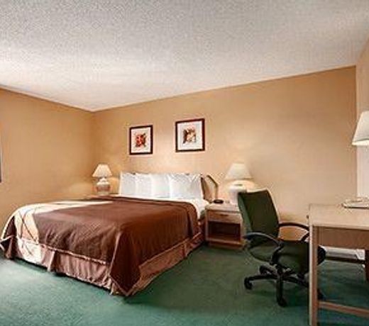 Howard Johnson by Wyndham Buena Park