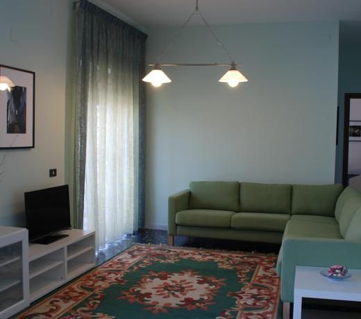 DonnAnna Suite
