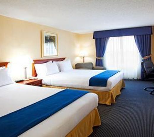 Holiday Inn Express & Suites Buffalo Airport, an IHG Hotel
