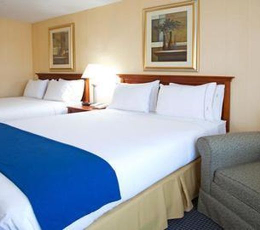 Holiday Inn Express & Suites Buffalo Airport, an IHG Hotel