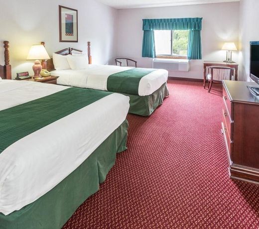 Days Inn by Wyndham Tiffin
