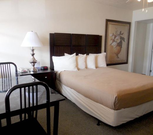 Beachside Resort Motel