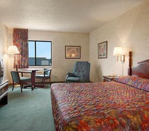 Howard Johnson by Wyndham Manteno
