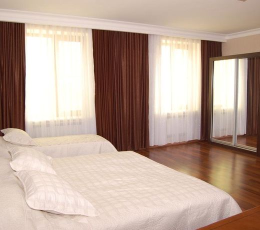Xudaferin Hotel
