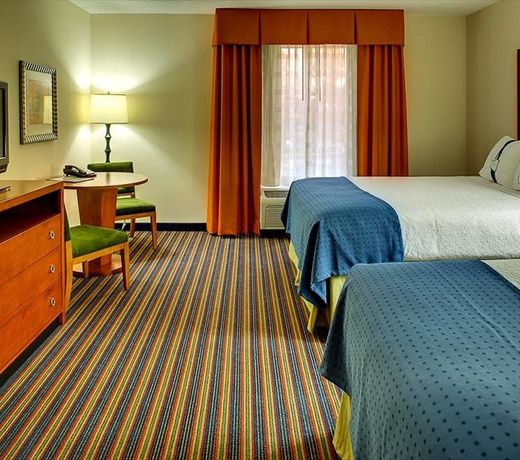 Holiday Inn Petersburg North- Fort Lee, an IHG Hotel