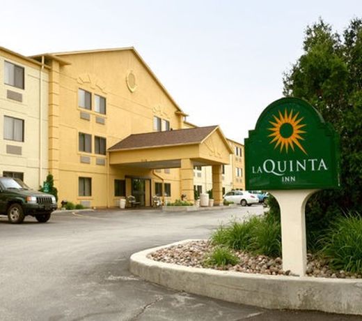 La Quinta Inn by Wyndham Milwaukee Glendale Hampton Ave