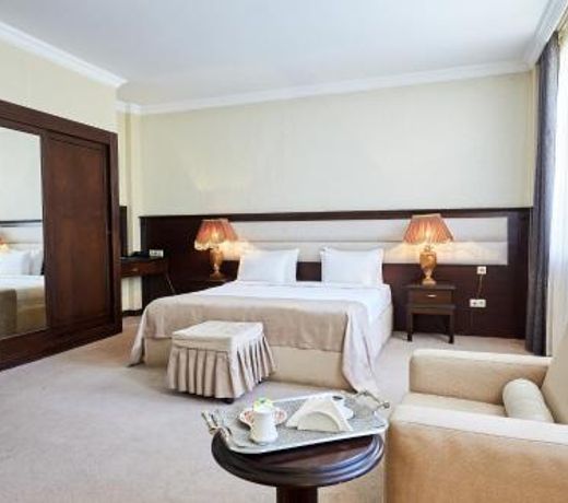 Smith Hotel