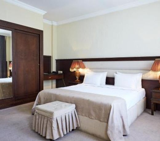 Smith Hotel