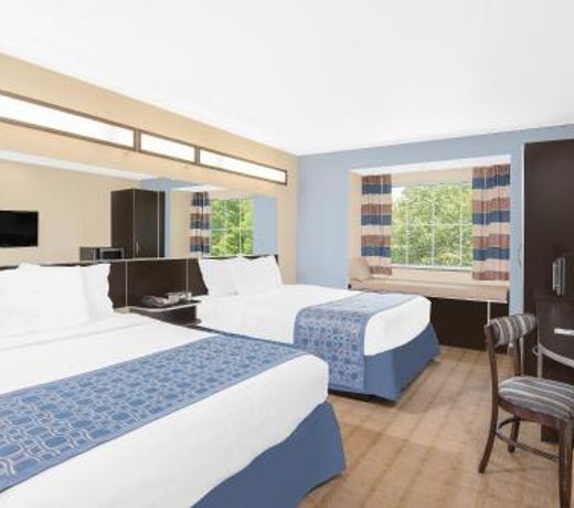 Microtel Inn & Suites by Wyndham Waynesburg