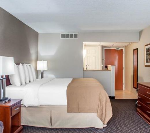 Quality Inn & Suites Vestal Binghamton near University