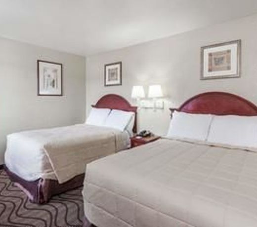 Travelodge by Wyndham Victorville