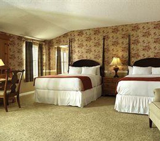 Seven Gables Inn, St. Louis West, A Tribute Portfolio Hotel