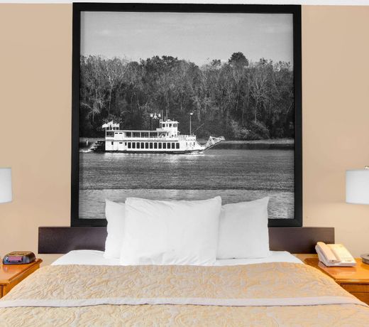 Super 8 by Wyndham Clear Lake