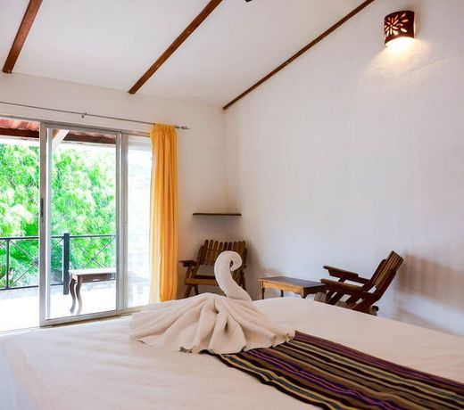 El Pacifico Hotel
