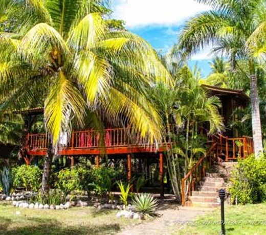 Redwood Beach Resort