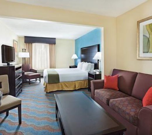 Comfort Inn & Suites Greenwood near University