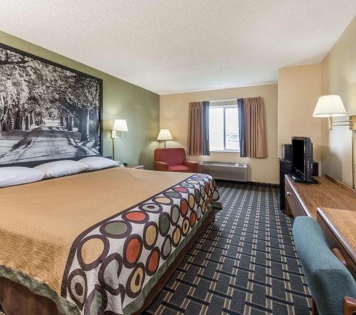 Super 8 by Wyndham Greenville