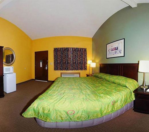 SureStay Hotel by Best Western Greenville
