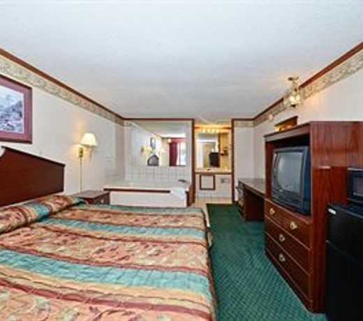 America's Best Inn Warren Detroit