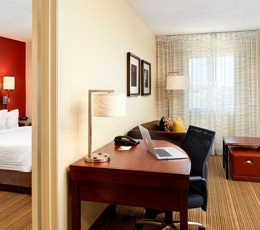 Sonesta ES Suites Detroit Warren